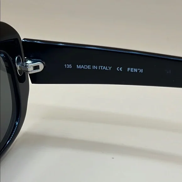 Used - FENDI FS5131 RX Sunglasses - Picture 8 of 15
